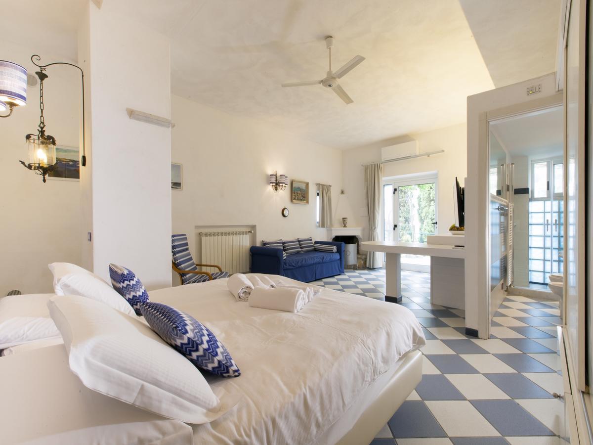 I Giardini Dei Sensi Aparthotel Ποζιτάνο Εξωτερικό φωτογραφία