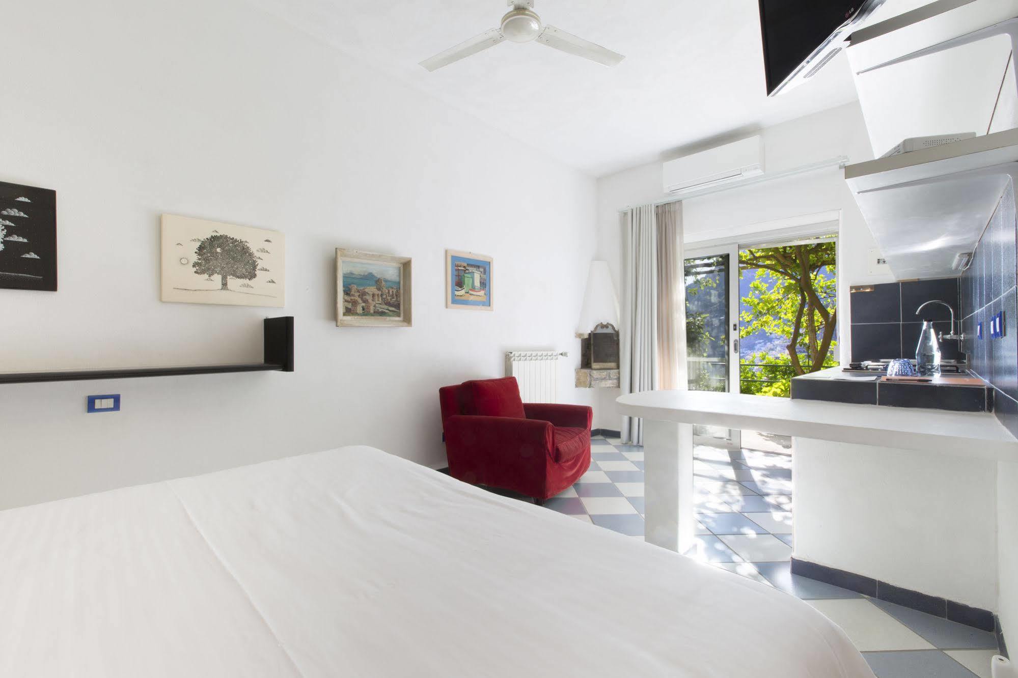 I Giardini Dei Sensi Aparthotel Ποζιτάνο Εξωτερικό φωτογραφία