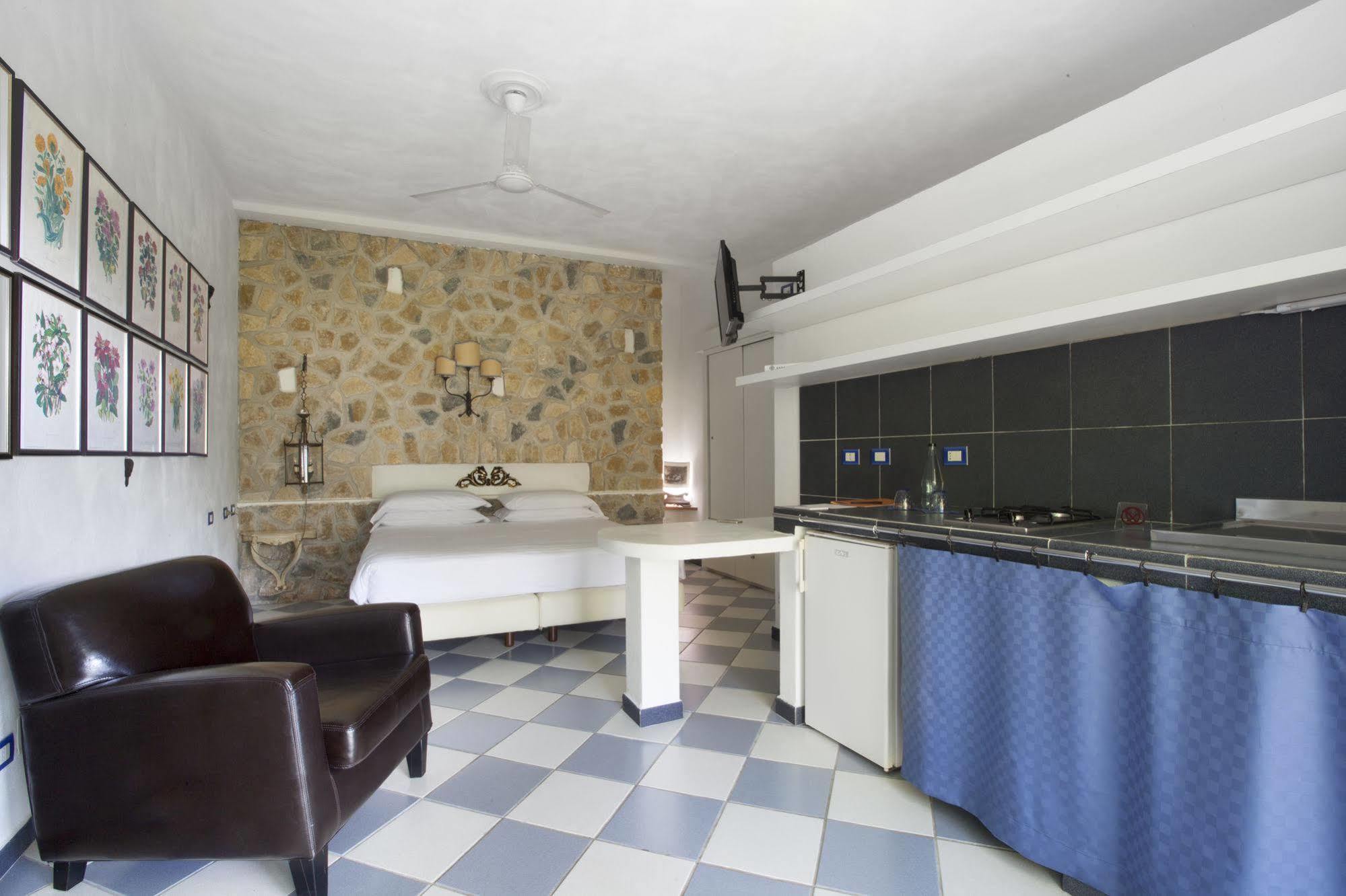 I Giardini Dei Sensi Aparthotel Ποζιτάνο Εξωτερικό φωτογραφία